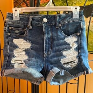 American Eagle High Waisted Ripped Distressed Medium/Dark Wash Shorts Size 4